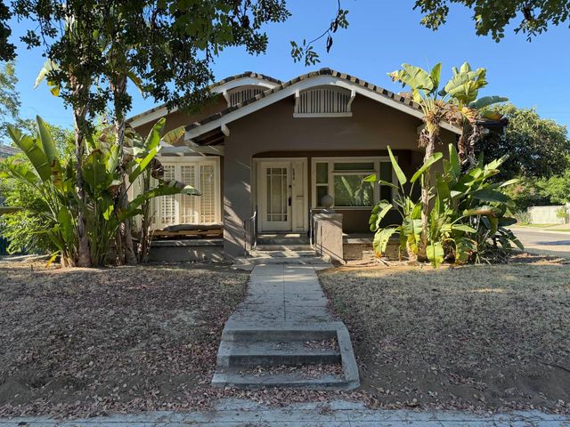 506 E Vassar Avenue, Fresno, CA 93704