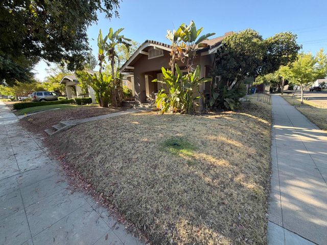 506 E Vassar Avenue, Fresno, CA 93704