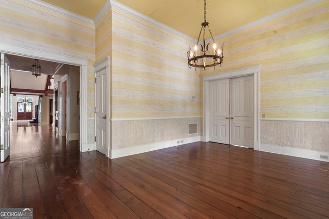 617 Dixie Avenue, Madison, GA 30650