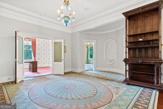 617 Dixie Avenue, Madison, GA 30650