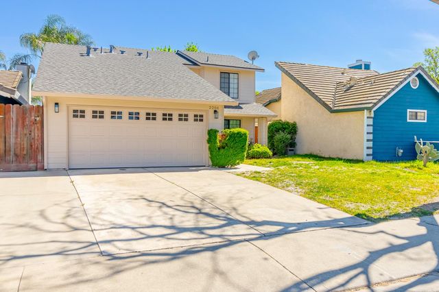 2204 Orchard Park Way, Modesto, CA 95355