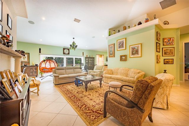 21750 E STATE ROAD 64, Bradenton, FL 34212