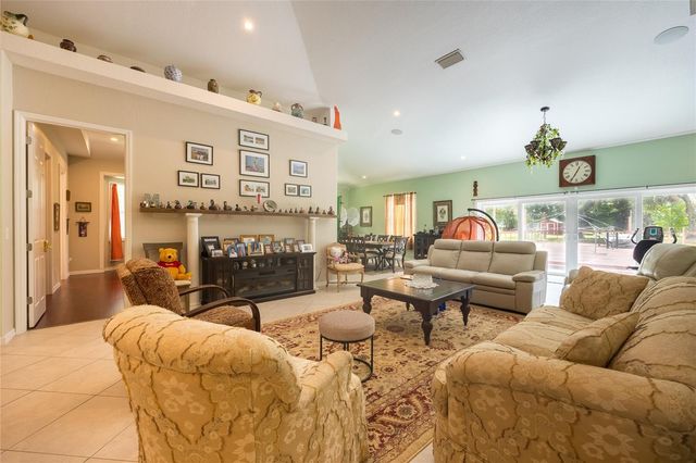 21750 E STATE ROAD 64, Bradenton, FL 34212