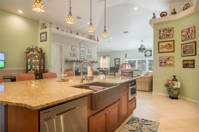 21750 E STATE ROAD 64, Bradenton, FL 34212