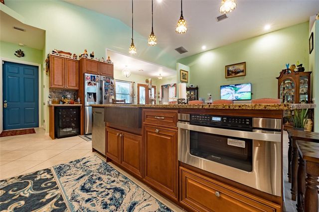 21750 E STATE ROAD 64, Bradenton, FL 34212