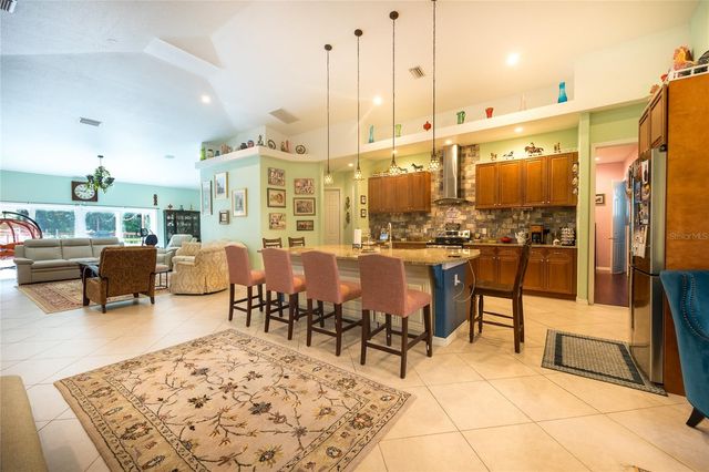 21750 E STATE ROAD 64, Bradenton, FL 34212