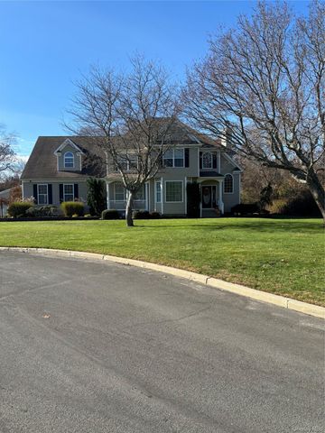 37 N Durkee Lane, East Patchogue, NY 11772