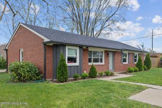 2005 Keeneland Blvd, Louisville, KY 40223