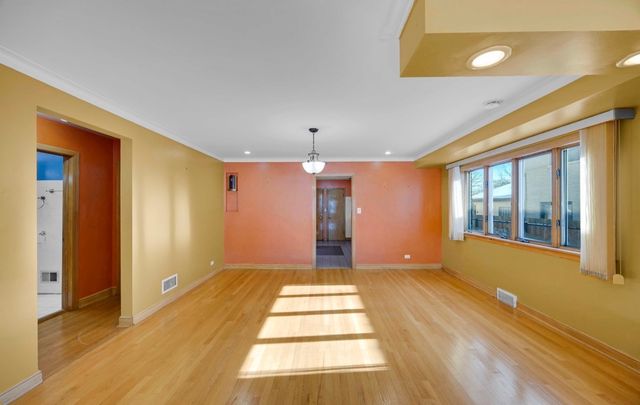 14233 S Wentworth Avenue, Riverdale, IL 60827