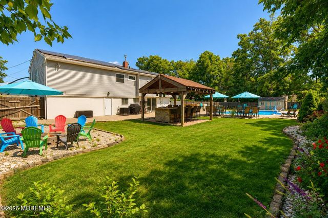 1031 Zircon Drive, Toms River, NJ 08753