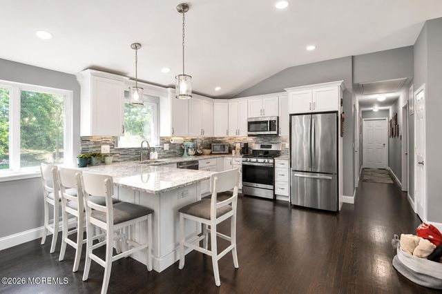 1031 Zircon Drive, Toms River, NJ 08753