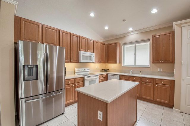 9270 Heron Cove Drive, West Palm Beach, FL 33411