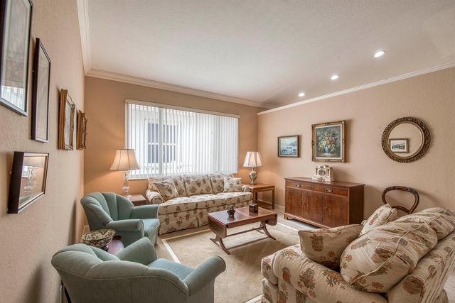 9270 Heron Cove Drive, West Palm Beach, FL 33411