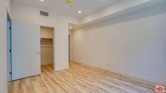 1540 S Hayworth Avenue 202, Los Angeles, CA 90035