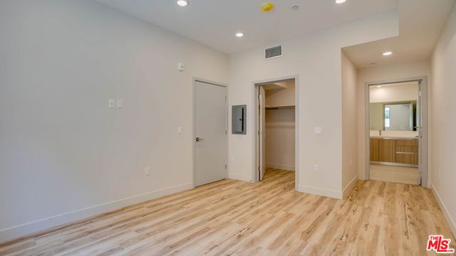 1540 S Hayworth Avenue 202, Los Angeles, CA 90035