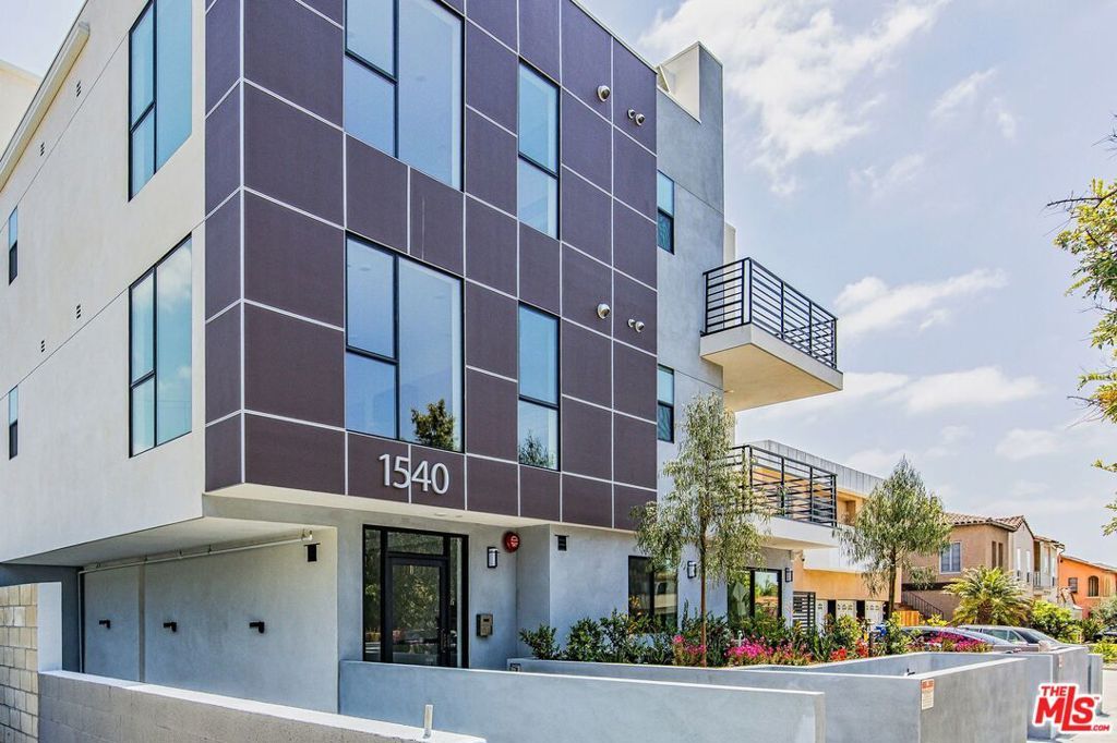 1540 S Hayworth Avenue 202, Los Angeles, CA 90035
