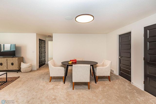 6867 Sun Valley Blvd, Horace, ND 58047