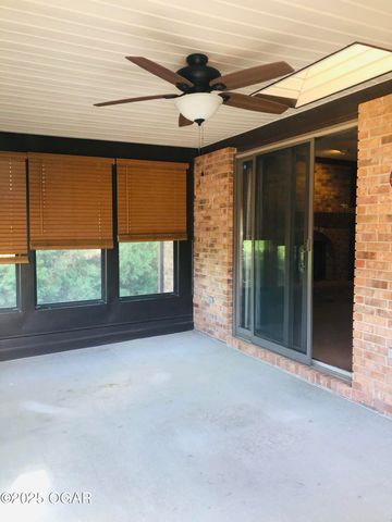 909 Durward Hall Dr. Drive, Carthage, MO 64836