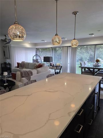 1549 Sandpiper ST 88, Naples, FL 34102