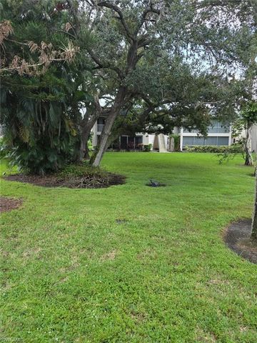1549 Sandpiper ST 88, Naples, FL 34102
