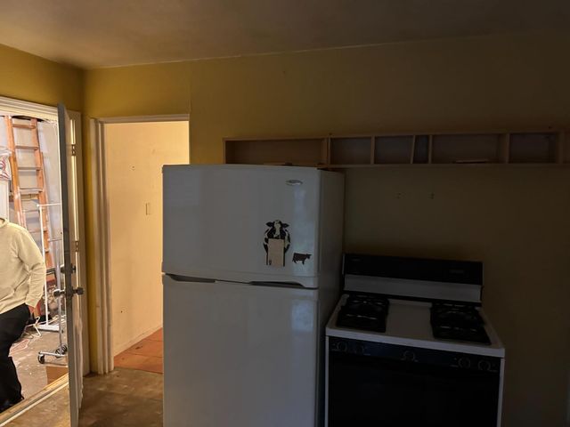 1531 Dickson St, Sacramento, CA 95822