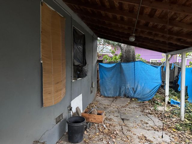 1531 Dickson St, Sacramento, CA 95822