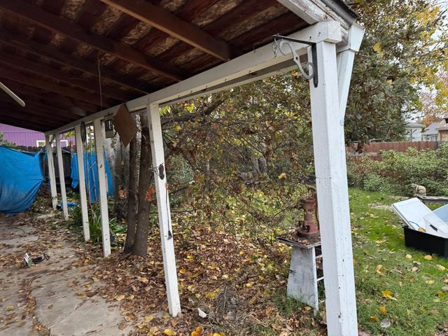 1531 Dickson St, Sacramento, CA 95822