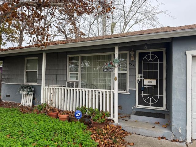 1531 Dickson St, Sacramento, CA 95822