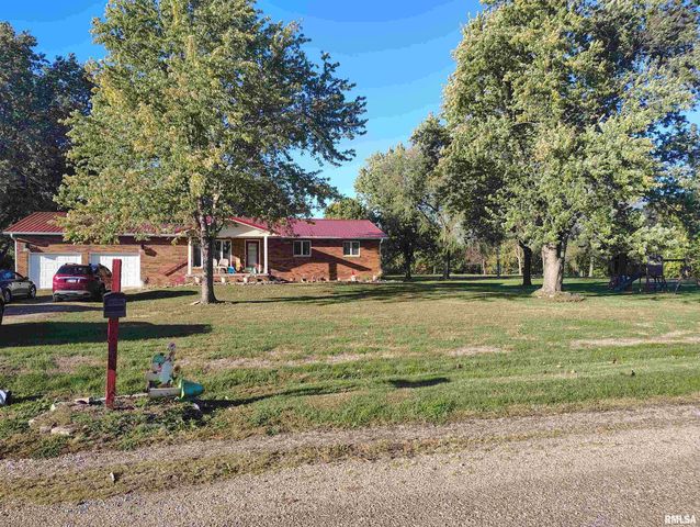 26588 MAPLEWOOD Lane, Canton, IL 61520