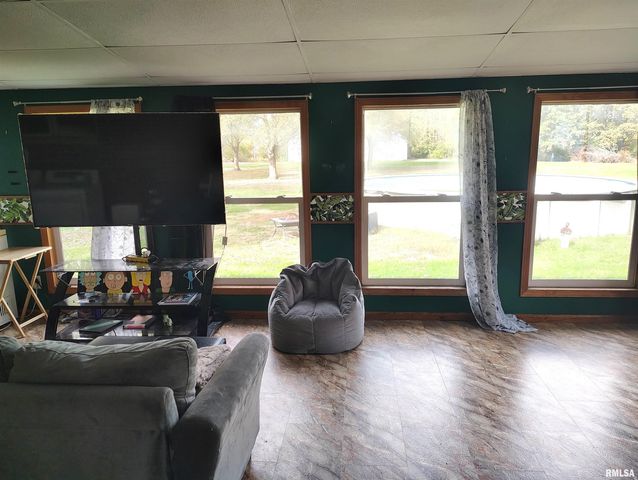 26588 MAPLEWOOD Lane, Canton, IL 61520