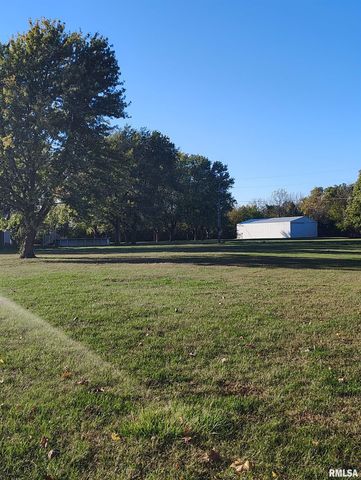 26588 MAPLEWOOD Lane, Canton, IL 61520