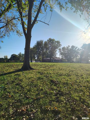 26588 MAPLEWOOD Lane, Canton, IL 61520