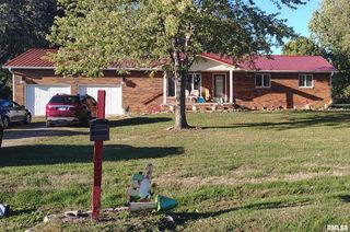 26588 MAPLEWOOD Lane, Canton, IL 61520