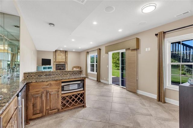 13120 Red Oak Court, Platte City, MO 64079