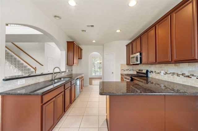 14213 Stone Bluff Lane, Rosharon, TX 77583