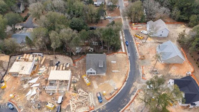 220 Telluride Court, Aberdeen, NC 28315