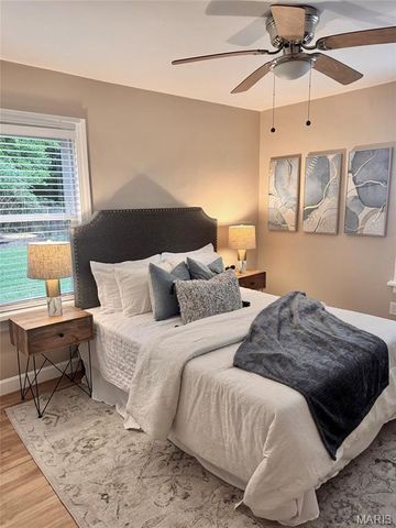 6748 Vernon Avenue, University City, MO 63130