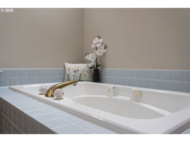 10819 Ne 30TH Ave, Vancouver, WA 98686