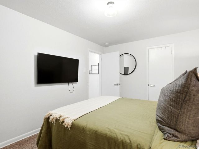 3233 Jasmine Street, Denver, CO 80207