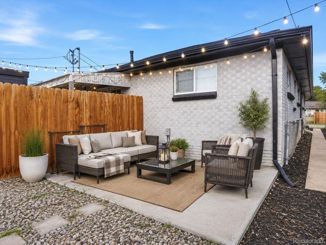 3233 Jasmine Street, Denver, CO 80207