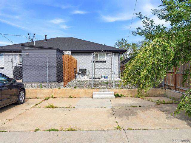 3233 Jasmine Street, Denver, CO 80207