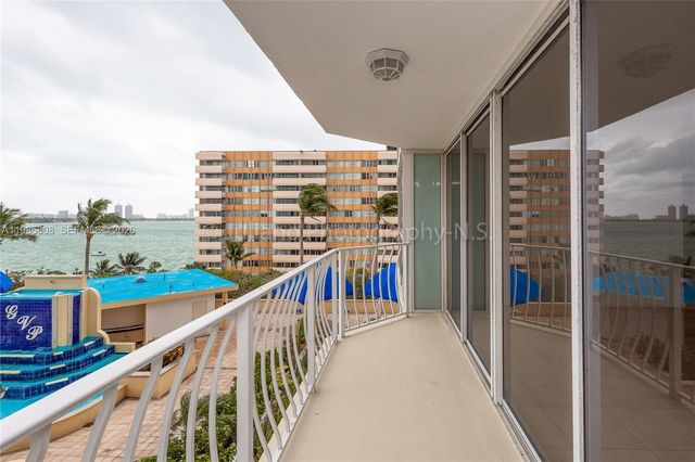 7601 E Treasure Dr 607, North Bay Village, FL 33141