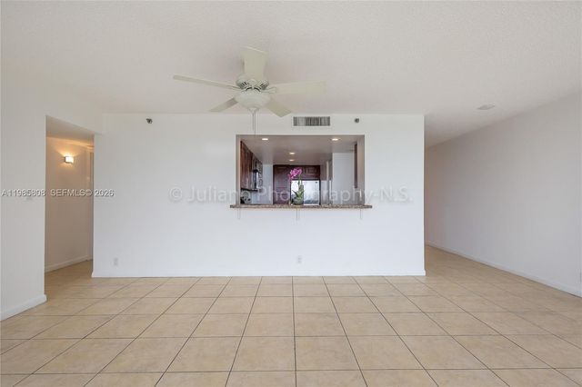 7601 E Treasure Dr 607, North Bay Village, FL 33141