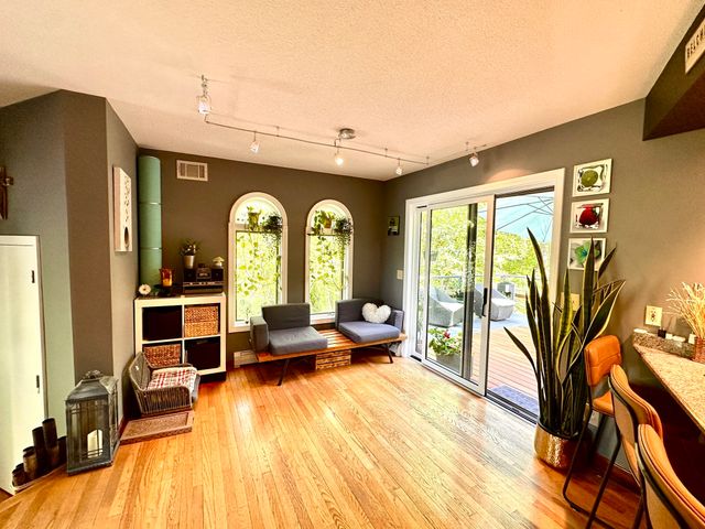 14 Laurel Ridge Dr, Belchertown, MA 01007