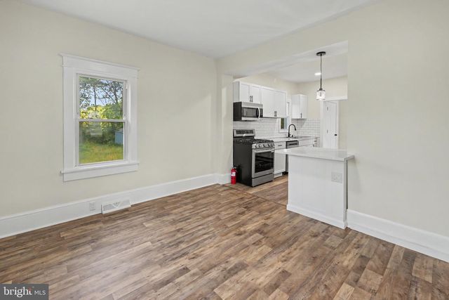 1632 W GARDEN RD, Vineland, NJ 08360