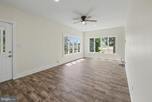 1632 W GARDEN RD, Vineland, NJ 08360