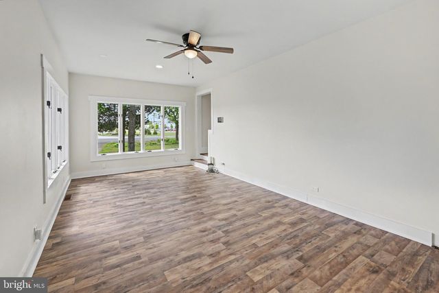 1632 W GARDEN RD, Vineland, NJ 08360