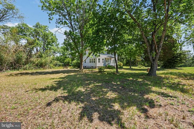 1632 W GARDEN RD, Vineland, NJ 08360