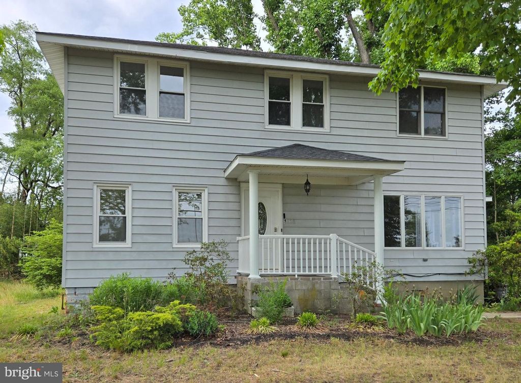 1632 W GARDEN RD, Vineland, NJ 08360