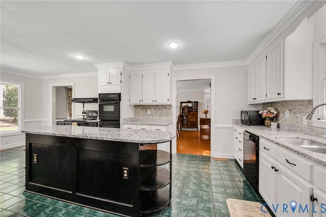2409 Three Bridge Rd, Powhatan, VA 23139